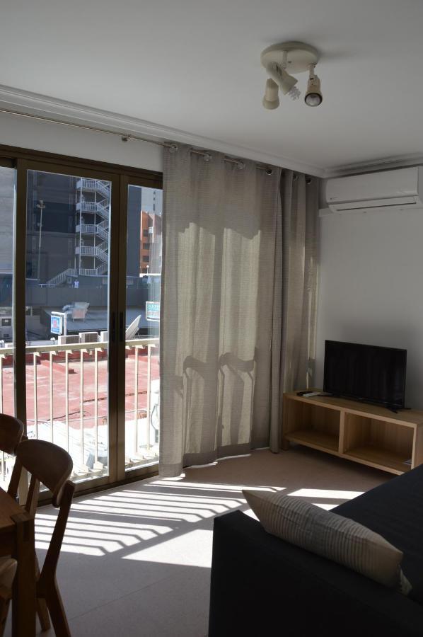 Apts Ara With Pool Бенидорм Экстерьер фото